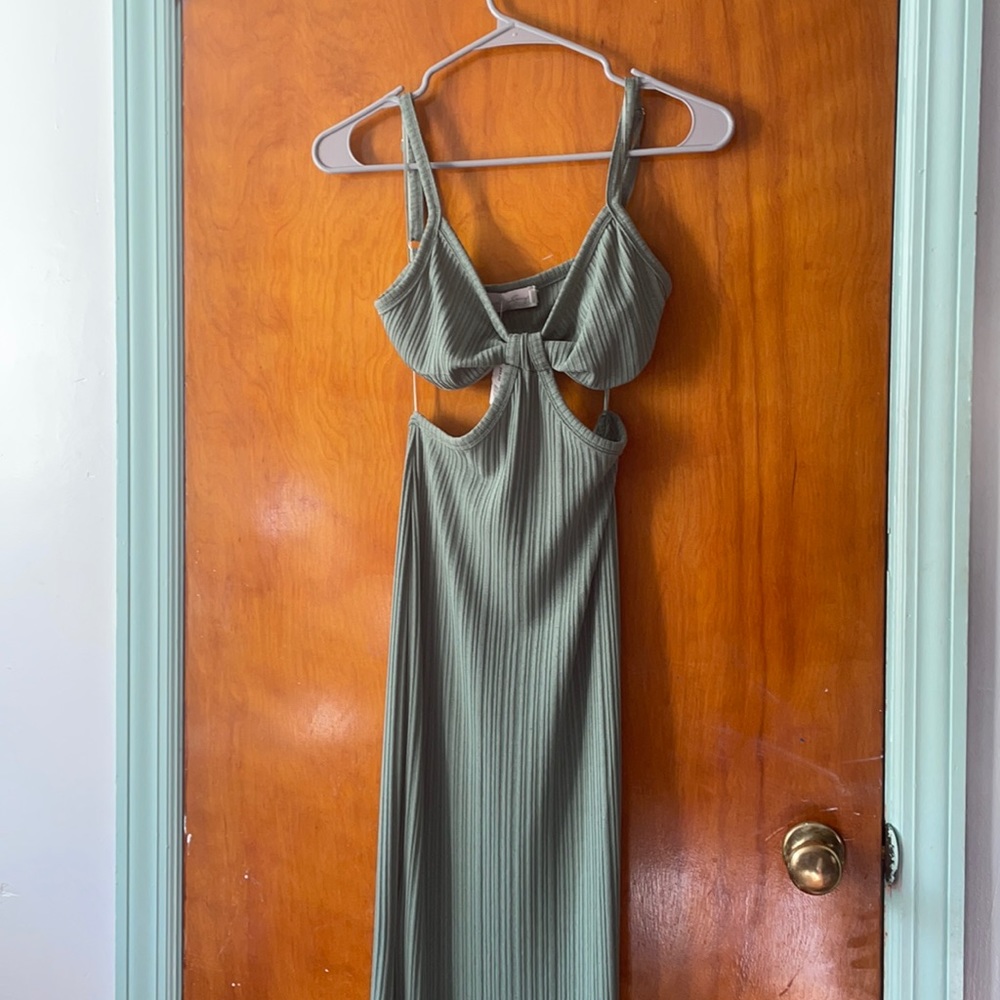 Cut Out Maxi Dress
